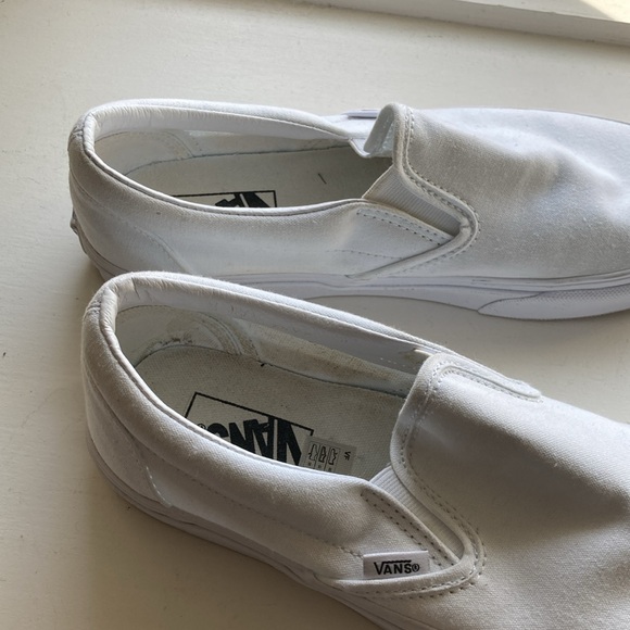 🌼 Size 10 White Vans - Picture 2 of 5